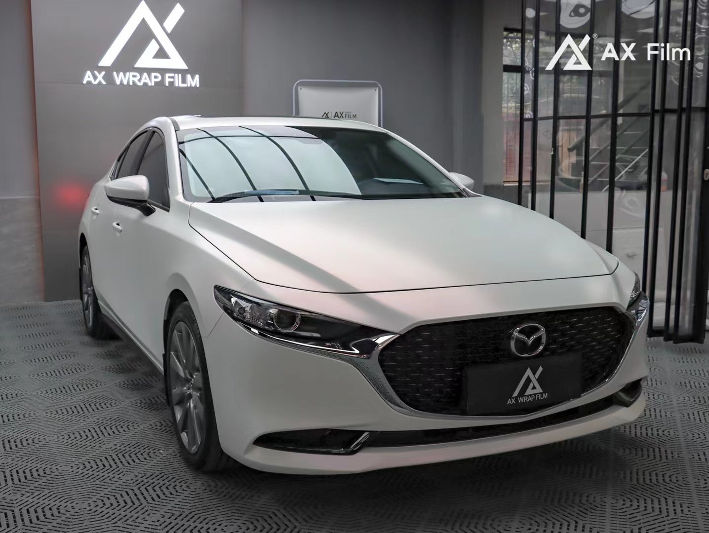 AX WRAP FILM PEARL METALLIC WHITE IRIDESCENT RED - NGỌC TRAI ÁNH KIM ĐỎ